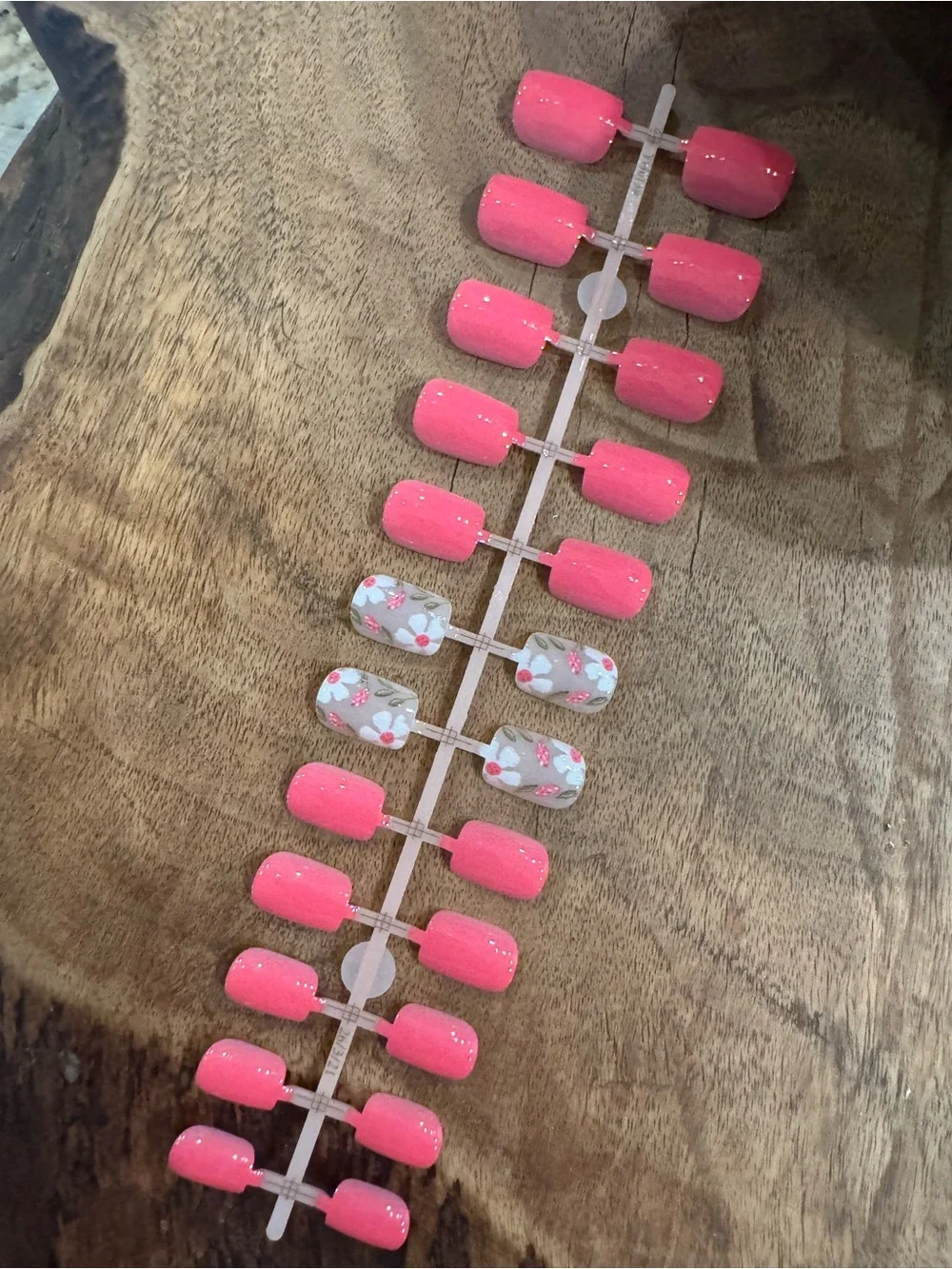 Pink Floral Press-On Nails | 24 Pc Short Glossy Square